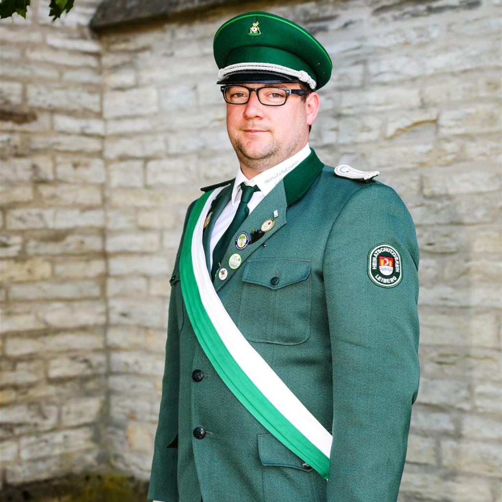 Fahnenoffizier 1. Fahne Tobias Hesse